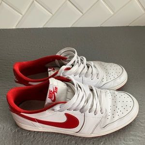 Jordan 1 white red low sz11